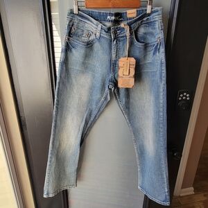 Brand New! Flypaper Mens  33 x 30 Flap Pockets Distressed Denim Light Wash Jeans